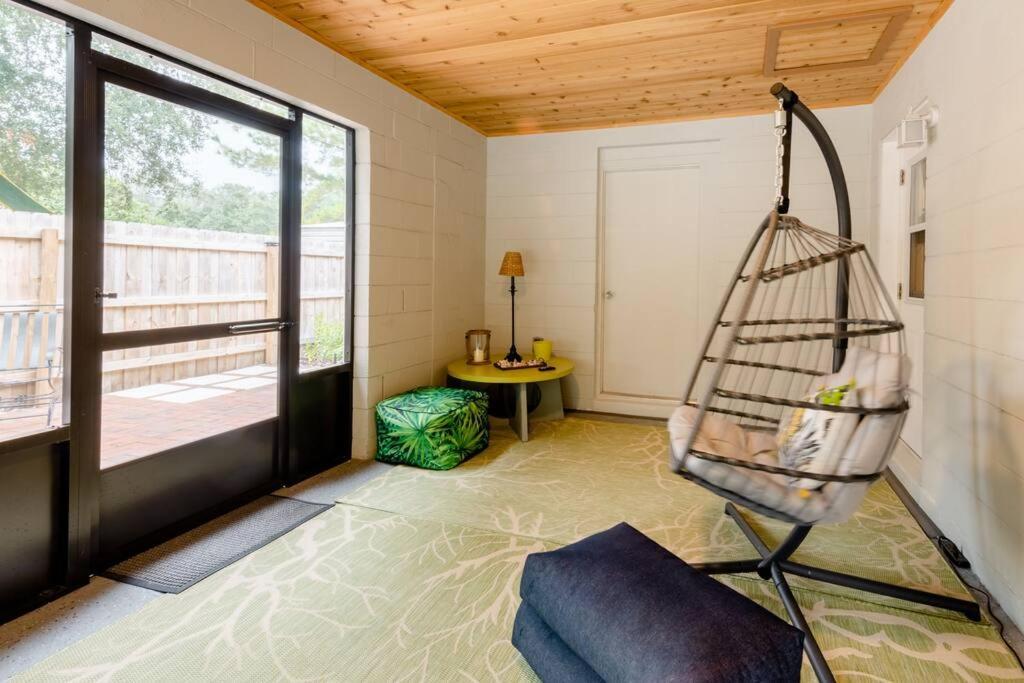 タンパ Relax At Renellieヴィラ エクステリア 写真